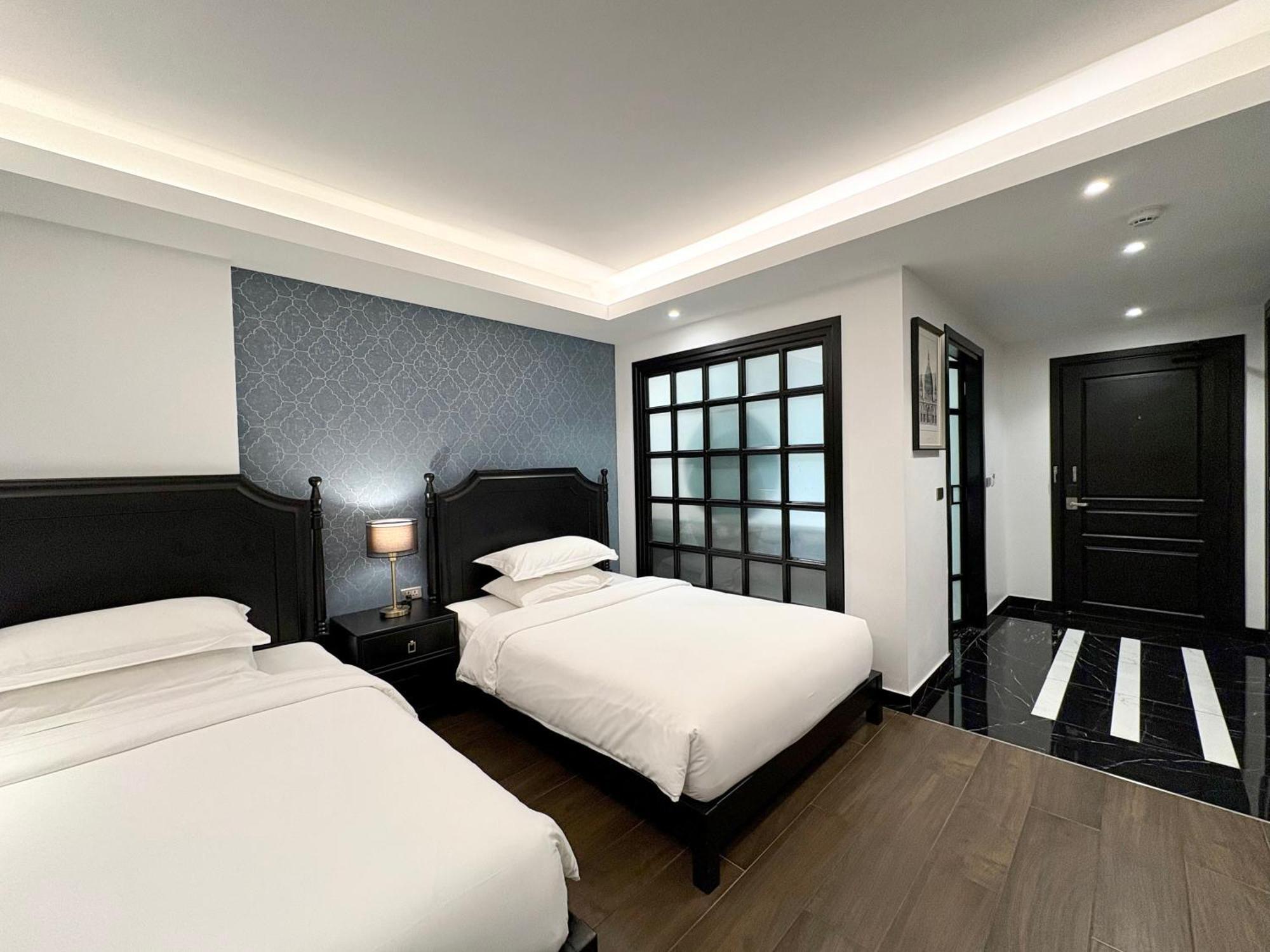 Glory Boutique Suites 清迈古城荣耀精品酒店 Чиангмай Екстериор снимка