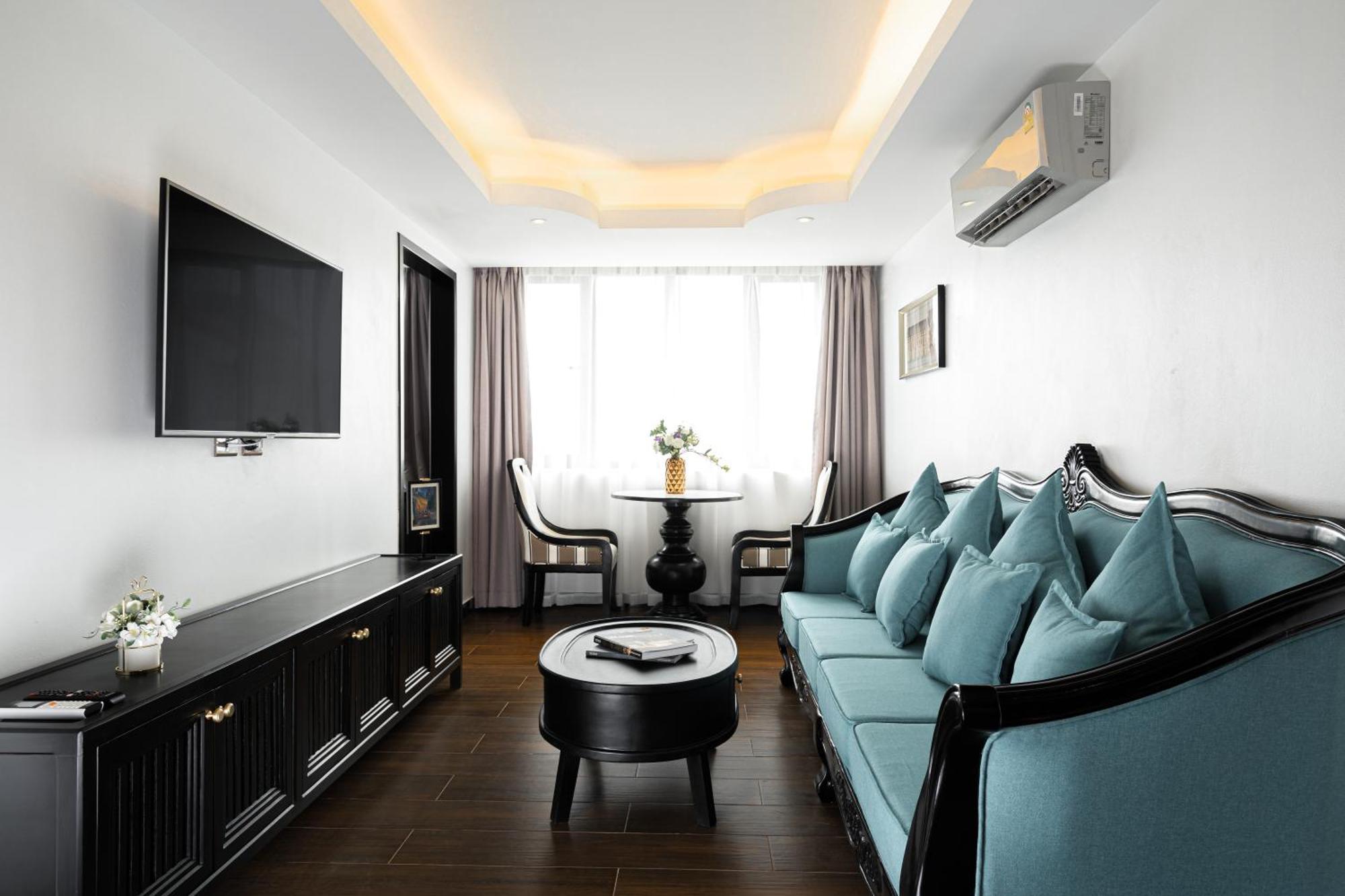 Glory Boutique Suites 清迈古城荣耀精品酒店 Чиангмай Екстериор снимка